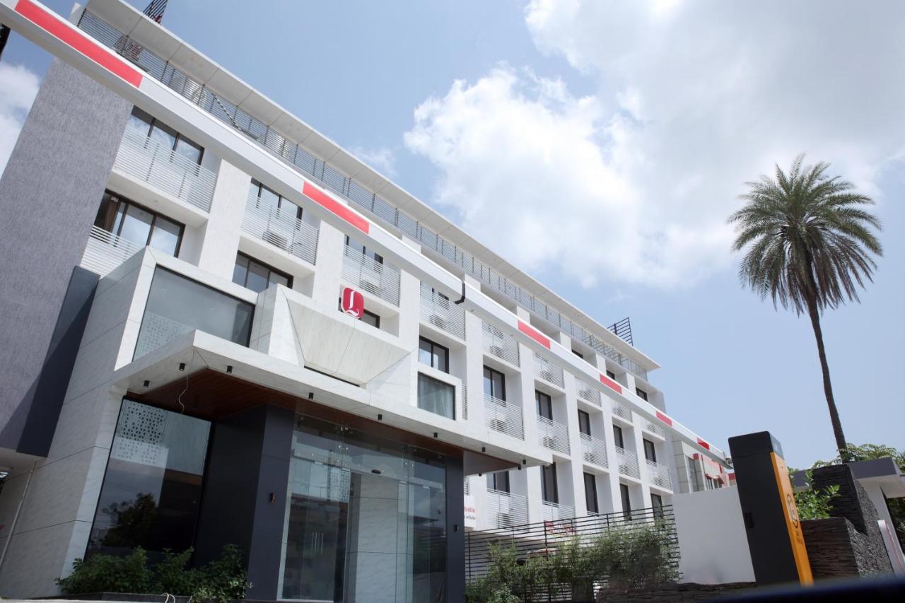 Lords Eco Inn, Ambaji المظهر الخارجي الصورة