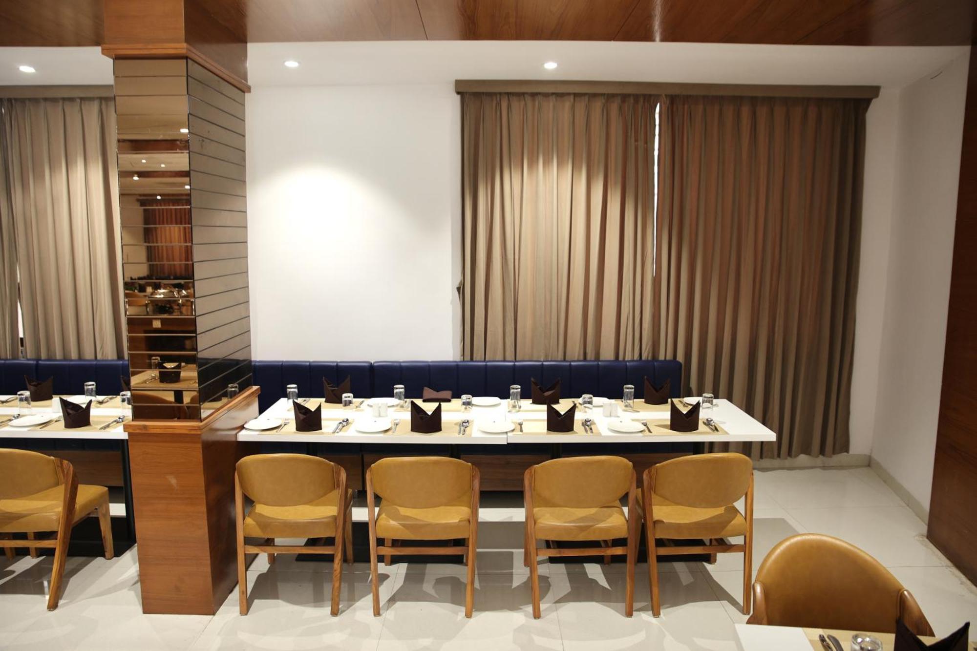 Lords Eco Inn, Ambaji المظهر الخارجي الصورة